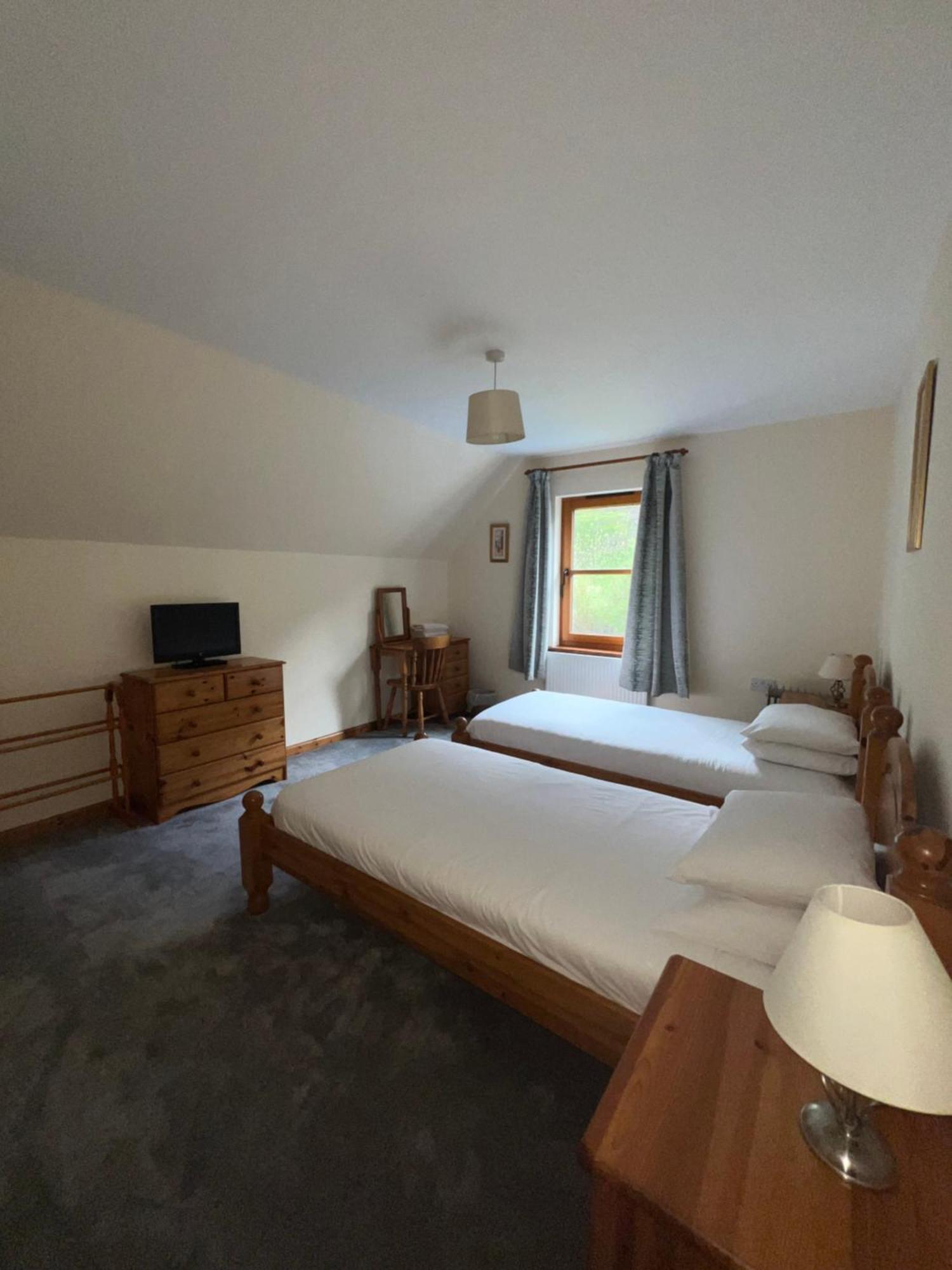 Nevis Croft Apartment 3 Форт-Вільям Екстер'єр фото